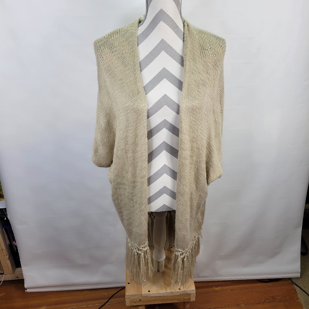 Blu-Pepper Vintage Tan White Blue Open Front Poncho Cardigan Open Weave Size L